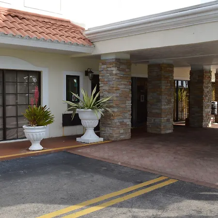 Americas Best Value Inn Fort Myers-3