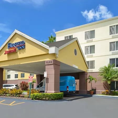 Fairfield Inn Orlando Airport-3