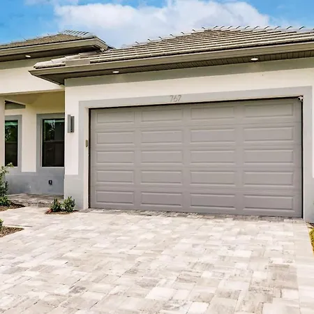 Luxury Naples 4Br W Pool Near Vanderbilt Beach-2