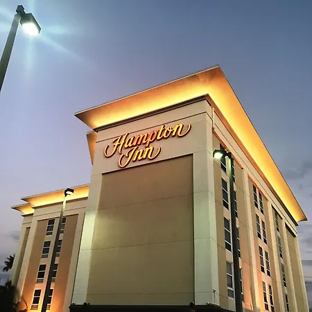 Hampton Inn Tampa-Rocky Point-3