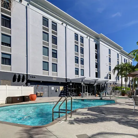 Hampton Inn Pembroke Pines-3