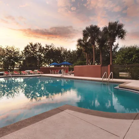 Hampton Inn Orlando International Drive Convention Center-3