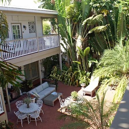 Sabal Palm House Bed And Breakfast-3