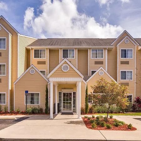 Microtel Inn & Suites Leesburg-2