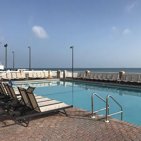 Hampton Inn Daytona Shores-Oceanfront-3