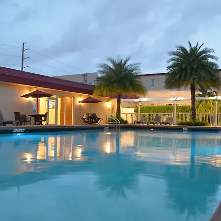 Ramada By Wyndham Miami Springs/Miami International Airport-2