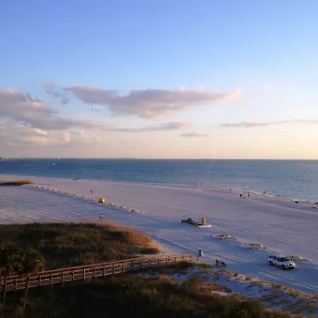 Sunset Vistas Two Bedroom Beachfront Suites-3