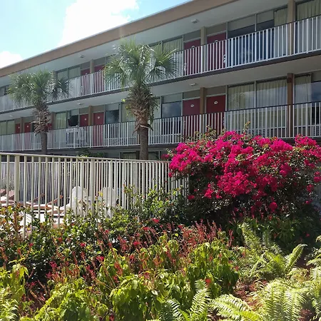 Red Carpet Inn Airport Fort Lauderdale-3