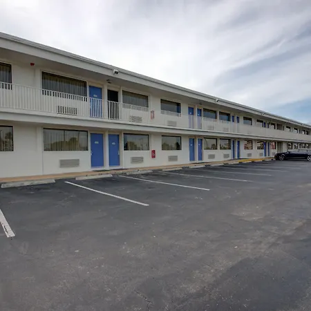 Motel 6-Cocoa Beach, Fl-3