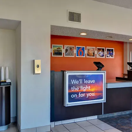 Motel 6-Cocoa Beach, Fl-2