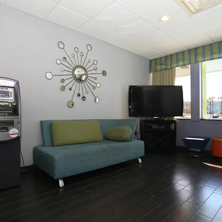 Emerald Coast Inn & Suites-3