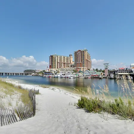 Emerald Grande Condominiums At Harborwalk Village-3