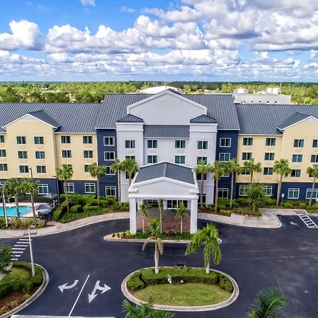 Fairfield Inn And Suites By Marriott Naples-3