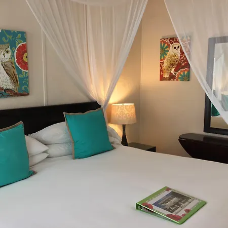 The Guesthouses At Southernmost Beach Resort (Adults Only)-3
