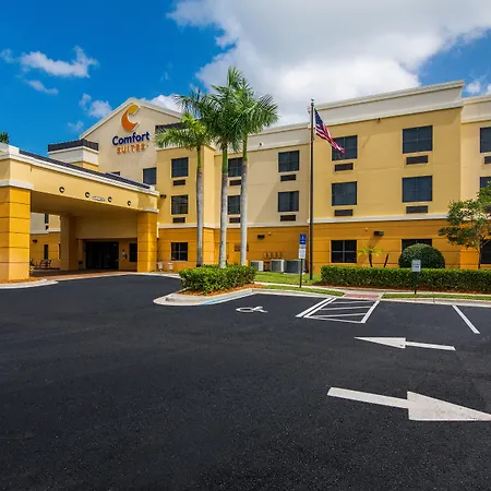 Comfort Suites Vero Beach I-95-3