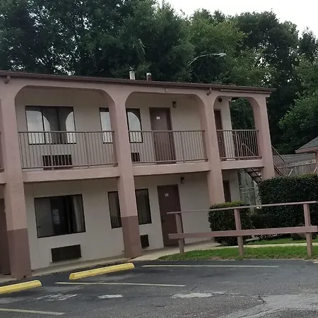 Executive Inn-3
