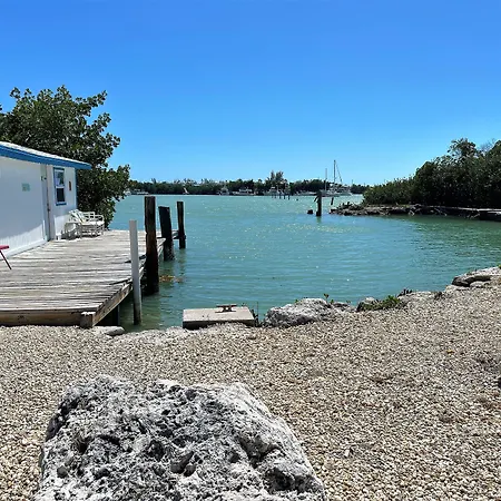 Floating Sea Cove Resort And Marina-2