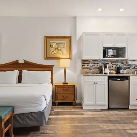 Holiday Inn & Suites Clearwater Beach S-Harbourside-2