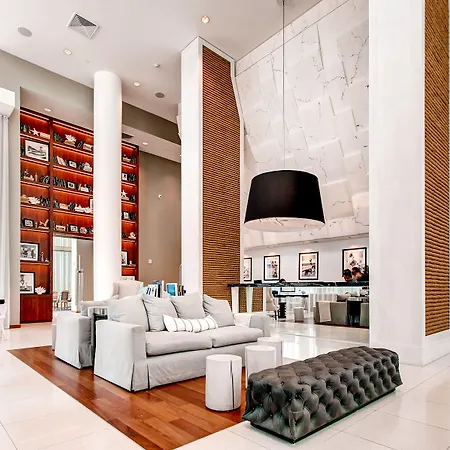 Churchill Suites Monte Carlo Miami Beach-2