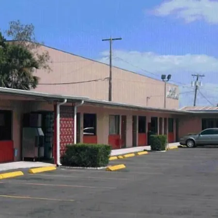 Plaza Travel Inn-3
