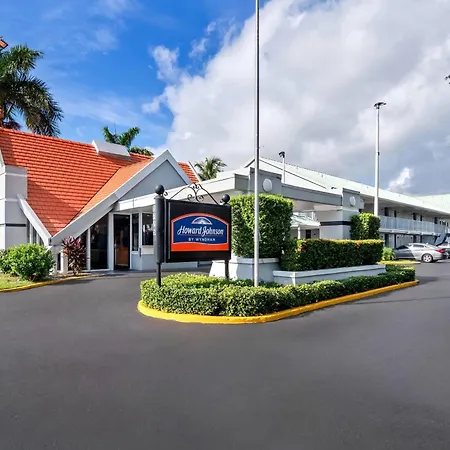 Howard Johnson By Wyndham Vero Beach / Downtown-2