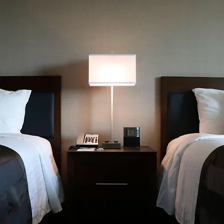 Wingate By Wyndham Miami Airport-3