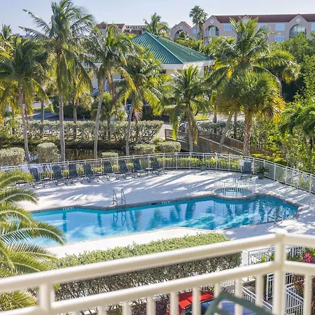 Tortuga Suite At Sunrise Suites Resort - Heated Pool, Hot Tub & Free Parking-3