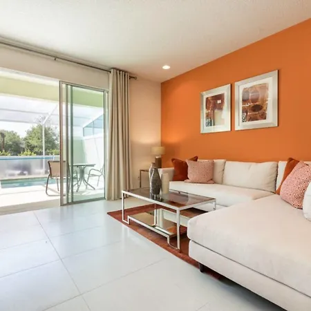 Wonderful Home With Private Pool-2