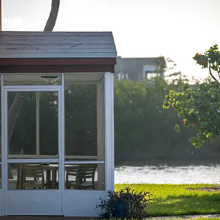 Ragged Edge Resort & Marina-3