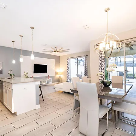 4833Nf Townhouse 4 Bedrooms & 3 Bathrooms + Pool-2