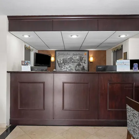 Super 8 Motel By Wyndham Near Fort Lauderdale Arpt-2