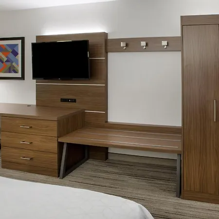 Holiday Inn Express & Suites - Miramar By Ihg-3