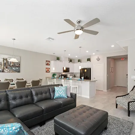 Four Bedrooms Townhome 5108K-2