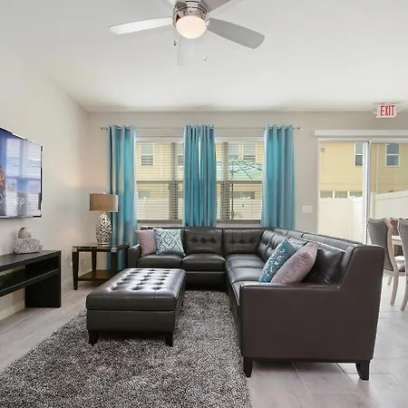 Four Bedrooms Townhome 5108K-3