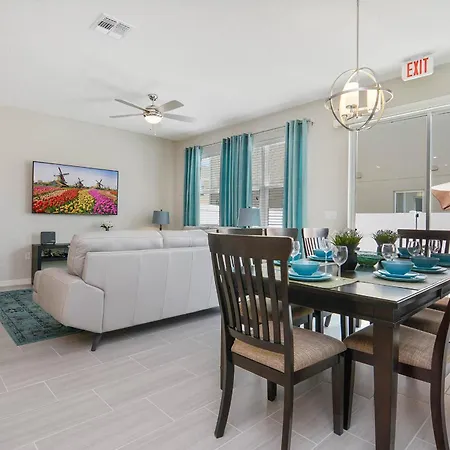 Four Bedroom W/ Gameroom 5152A-2
