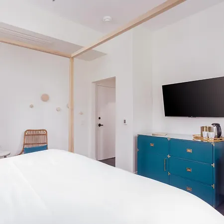 Lily Hall-A Boutique Hotel-2