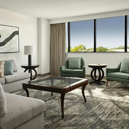 Sheraton Tampa Brandon Hotel-3