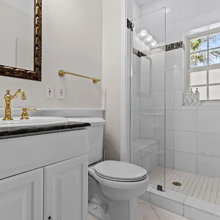 Beachfront Villa At Islamorada By The Glamhomes-3