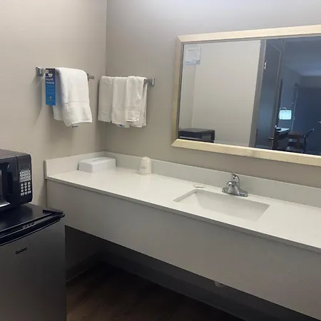 Days Inn By Wyndham Lake City I-10-2