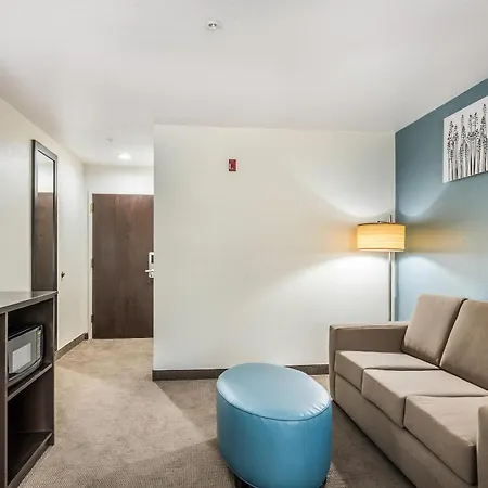 Sleep Inn & Suites Tallahassee-Capitol-2