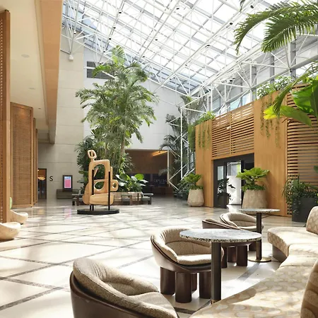 Signia By Hilton Diplomat Beach Resort-3