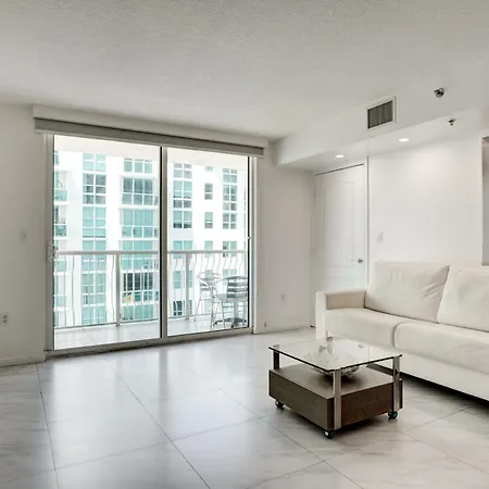 Miami Downtown Brickell Popular 4 Bedrooms Bayview-2