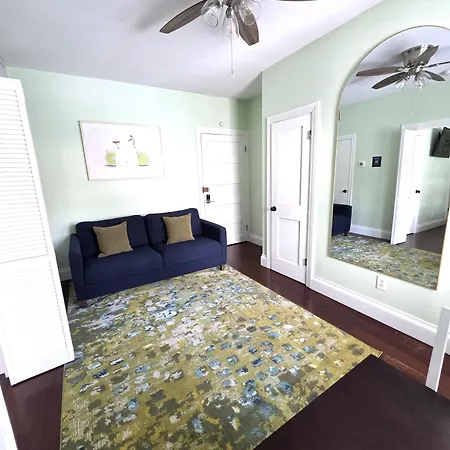 Duval Street Suite With Pool-2
