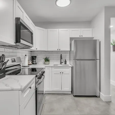Bayview Regency Apartments By Lowkl-2