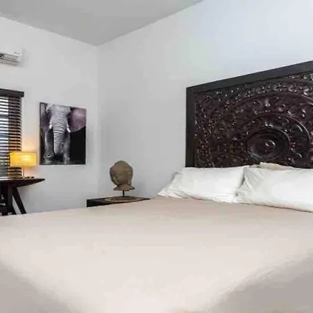 Vive Zen Queen Room-3