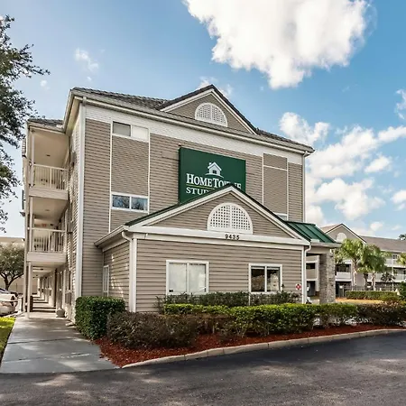 HomeTowne Studios by Red Roof Orlando South-2