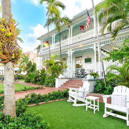Southernmost Point Guest House & Garden Bar-3