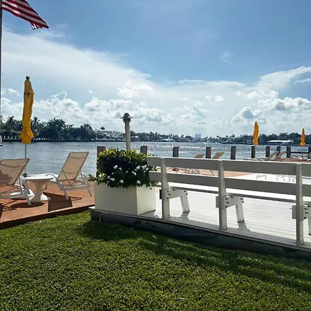 Fort Lauderdale Yacht & Beach Club 316-3