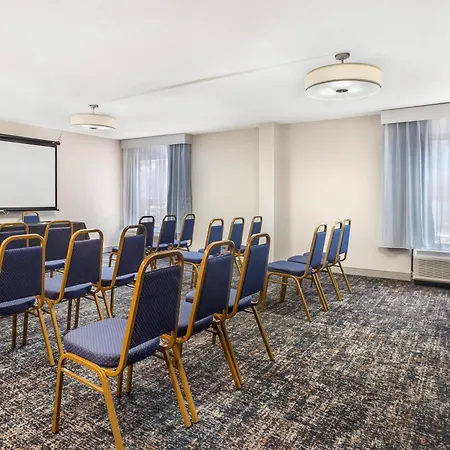Hampton Inn Tampa International Airport/Westshore-3