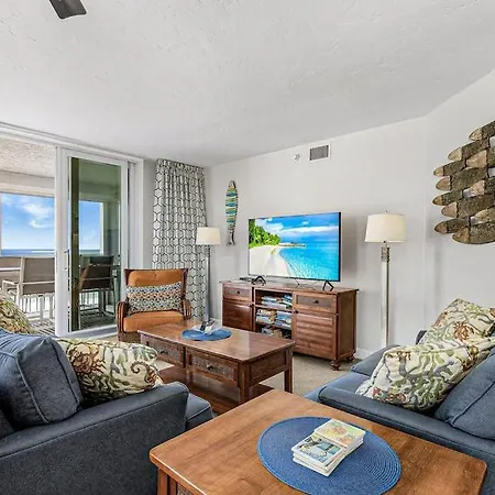 Penthouse Paradise-3